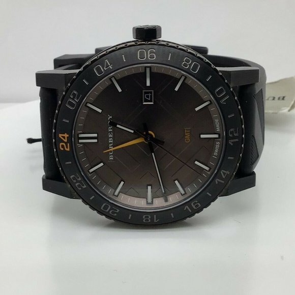 NWT BURBERRY THE NEW CITY GMT BLACK SILICONE WATCH - Picture 2 of 6